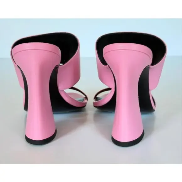 Versace Medusa Head Leather Baby Pink Sandals 9 US (39 Euro) 1019266 NIB $1100